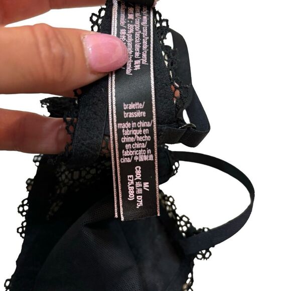 Ladies Victoria’s Secret Brand Black Lace Bralette with Underwire Size Medium - Picture 4 of 9